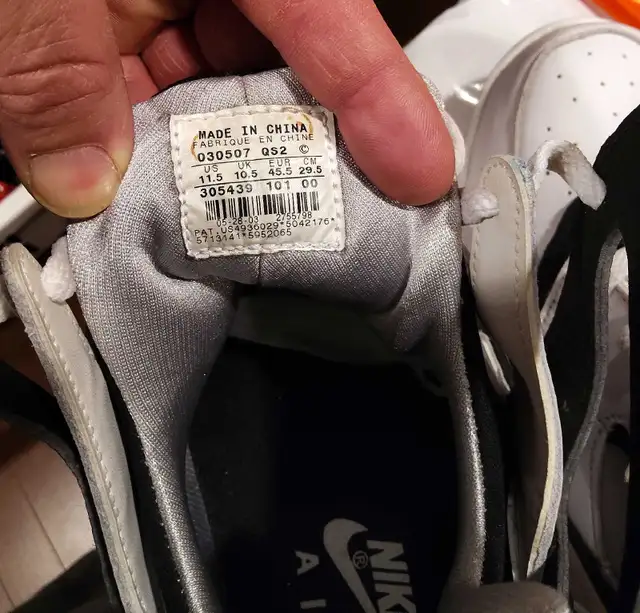 Nike air Huarache men's shoes size 11.5,  in Men's Shoes in City of Toronto - Image 7