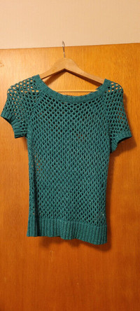 Teal knitted shirt