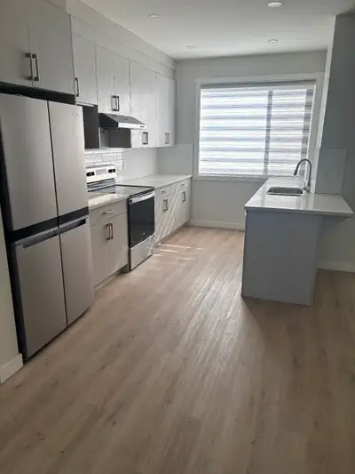 2 bedroom & den with their own washrooms. Bright & sunny with a view of the mountains. Ask about our...