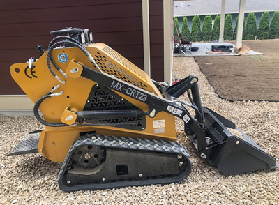 2025 AGT MX-CRT23 Mini Track Skid Steer – Like New ~9 hours Barely broken in — just ~9 hours on this...