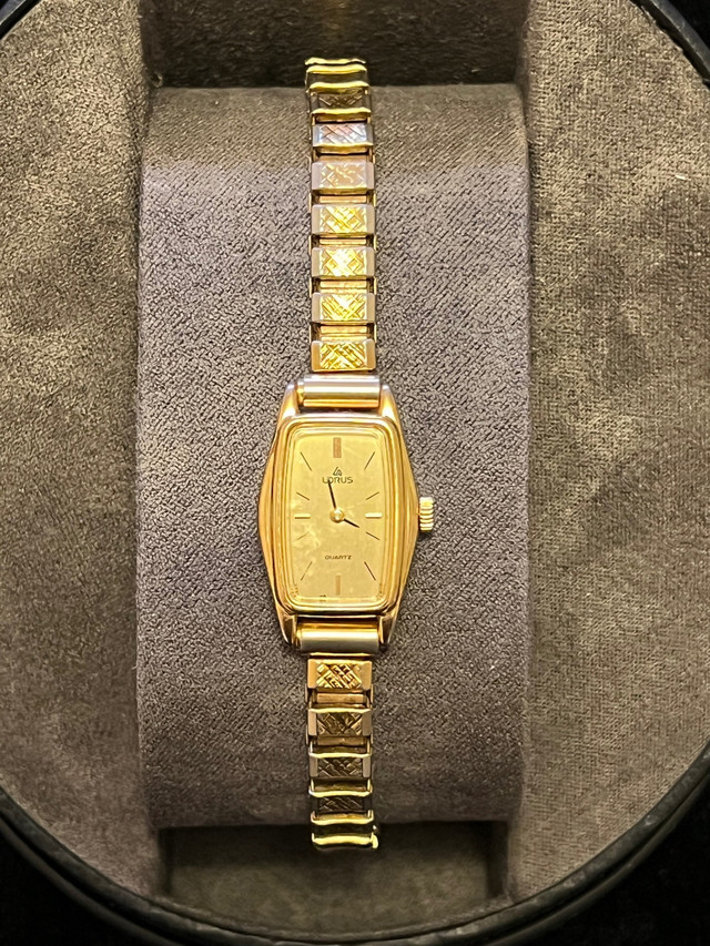 Ladies’ vintage watches in Jewellery & Watches in Thunder Bay - Image 2