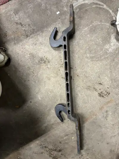 pull bar with hooks, View more