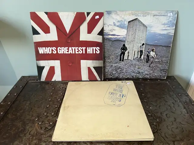Vintage 1983 MCA Who's Greatest Hits Vinyl Album Record in Arts & Collectibles in Ottawa - Image 2