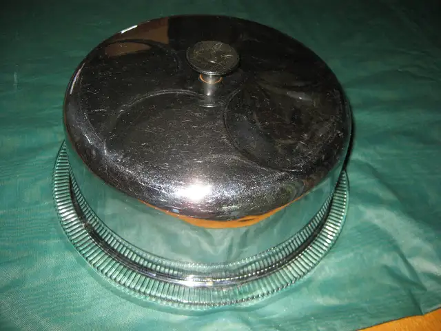 VINTAGE TUPPERWARE 3 BOLS À CONDIMENTS AVEC COUVERTS ET SUPPORT in Arts & Collectibles in Laval / North Shore - Image 10