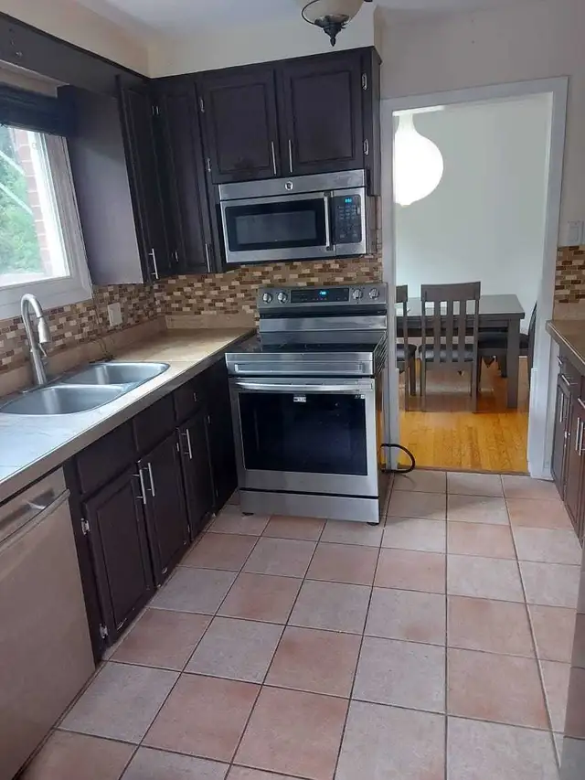 room for rent in Room Rentals & Roommates in City of Halifax - Image 4