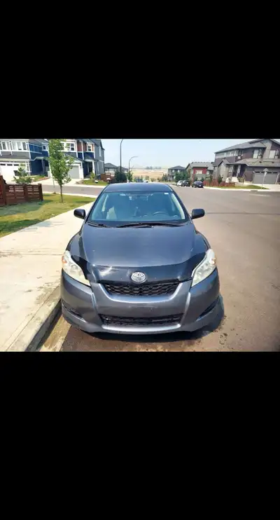 Toyota matrix 2010 Automatic 335,000kms All highway mileage Runs and drives very good A/C works Powe...