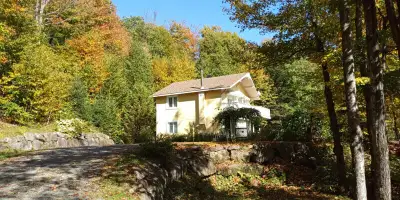 CITQ 300417 Location à court terme. Profitez de ce petit coin de paradis chaleureux en harmonie avec...