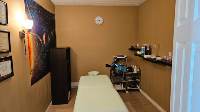 Unlock Your Success: Massage Room for Rent in Walkerville in Commercial & Office Space for Rent in Windsor Region - Image 2