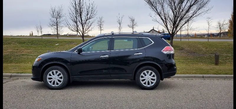 Nissan Rogue 2016 SV *Low Mileage*