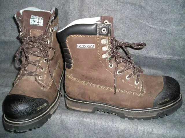 Winter Boots and Safety Boots Shoes in Men's in City of Toronto - Image 10