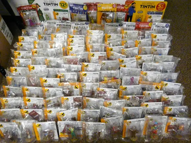 TINTIN FIGURINES DE "LA COLLECTION OFFICIELLE" in Arts & Collectibles in Lévis - Image 6
