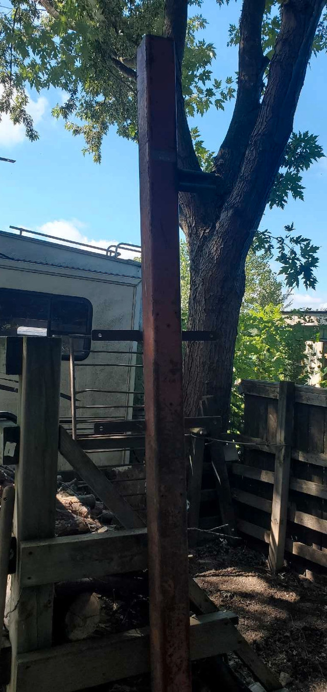 3 in. steel post in Outdoor Tools & Storage in Windsor Region - Image 2