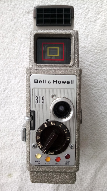 VINTAGE BELL/HOWELL MOVIE CAMERA in Cameras & Camcorders in Kitchener / Waterloo