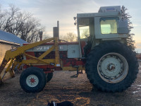 1974 1870’white tractor w loader 