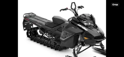 2018 skidoo summit 175 600 km on sled All original and looks like brand new Text Shane 306 621 12 ni...