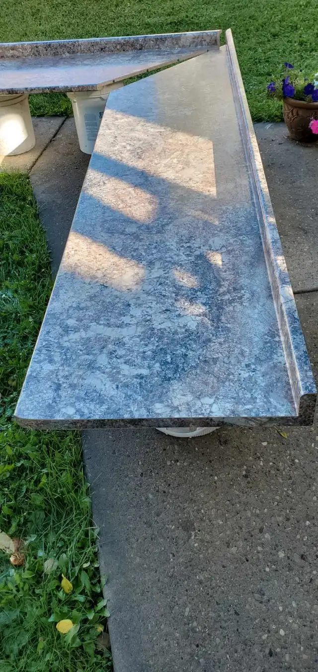 Counter top. Brand new.62864365527425124