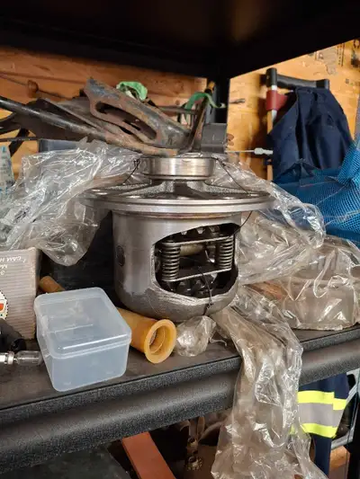 12 bolt posi. Excellent shape. For vintage chevy square body truck.