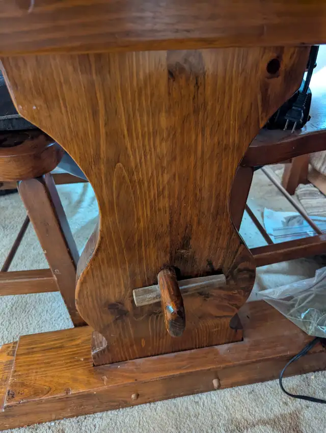 Vintage Amish Furniture 1975  REDUCED in Coffee Tables in New Glasgow - Image 6