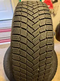 “New” Set of Michelin X Ice Snow Tires 225 60 18 100H