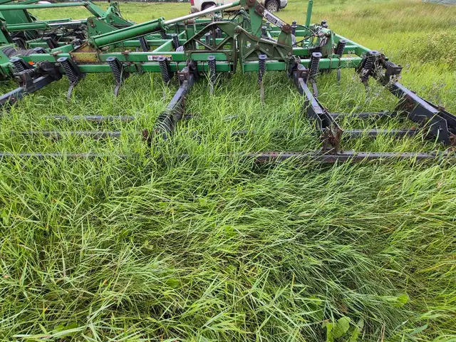 Cultivator537534522637701123