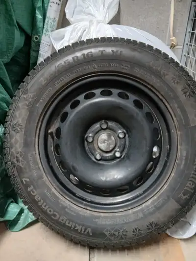 4 PNEUS VW ON 16 INCH RIMS FOR TAOS OR OTHER MODELS TO REPLACE 19 INCH SUMMER TIRES , CONTINENTAL TL...
