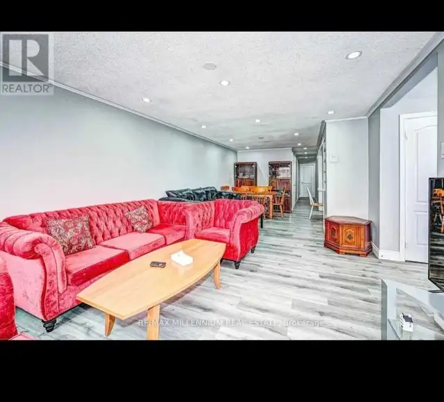 room for rent in Room Rentals & Roommates in Kitchener / Waterloo - Image 6