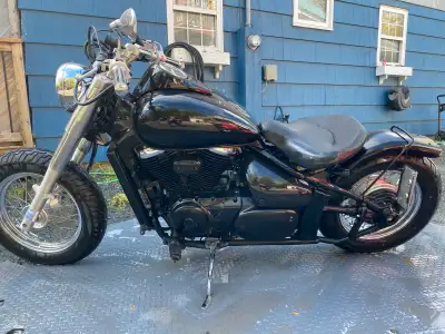 2003 with 29 000k , posting for a neighbour you need to CALL SCOTT 902 222 0707 with questions and v...