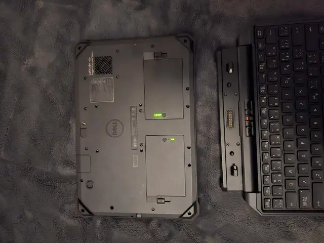 Dell Latitude Rugged Extreme 7230 Tablet in Laptops in Edmonton - Image 5