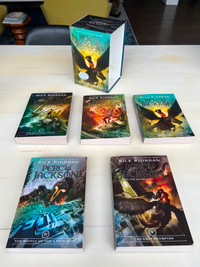 Percy Jackson and the Olympians Box Set (Books 1-5)