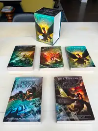 Percy Jackson and the Olympians Box Set (Books 1-5)