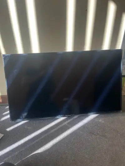 Hisense 40” Led/Lcd 40H5507 (No Remote) TV, View more