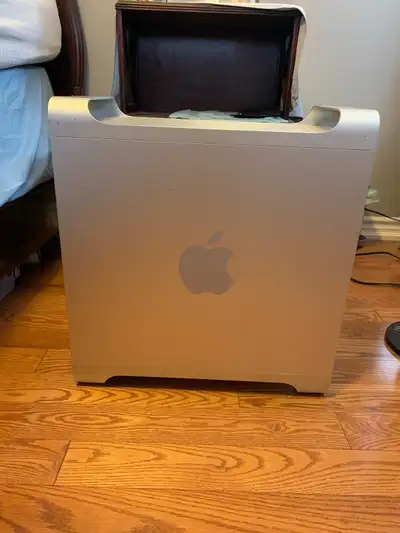 Mac Pro 4,1, View more