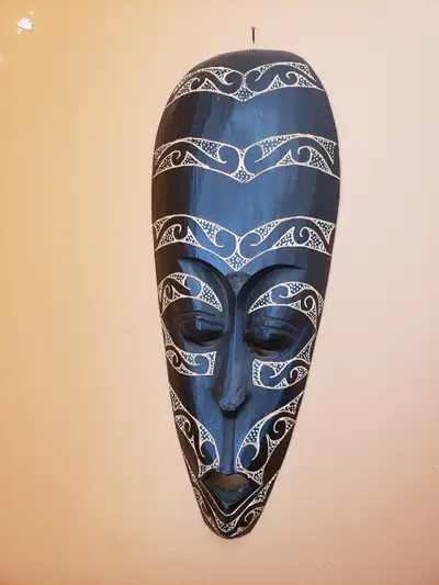 Masque africain, View more