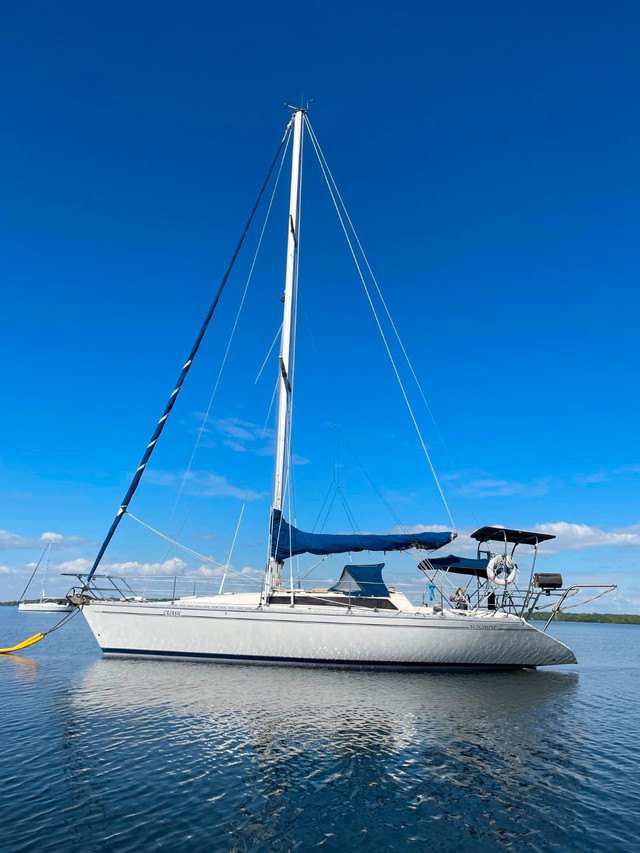 Sailboat / Voilier Jeanneau Sunshine 1984 dans Voiliers  à Longueuil/Rive Sud