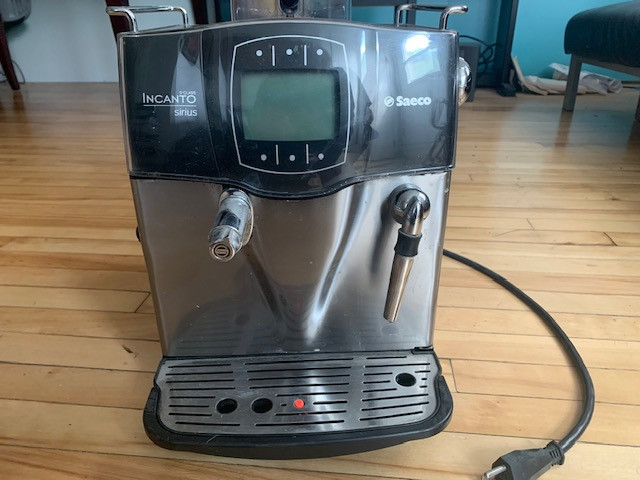 Saeco Incanto Sirius Espresso machine | Machines à café | Ville de Montréal  | Kijiji