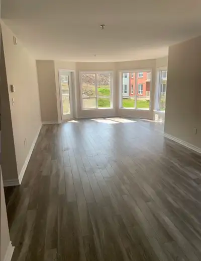 2 Bedroom, 2 bathroom, 5 appliances, infloor heating, underground parking, heat and hot water. Cats...
