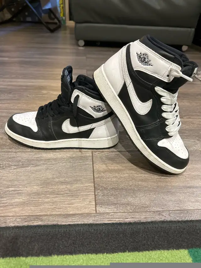 Jordan 1 high 1985 retro black and white in Men's Shoes in Calgary - Image 5