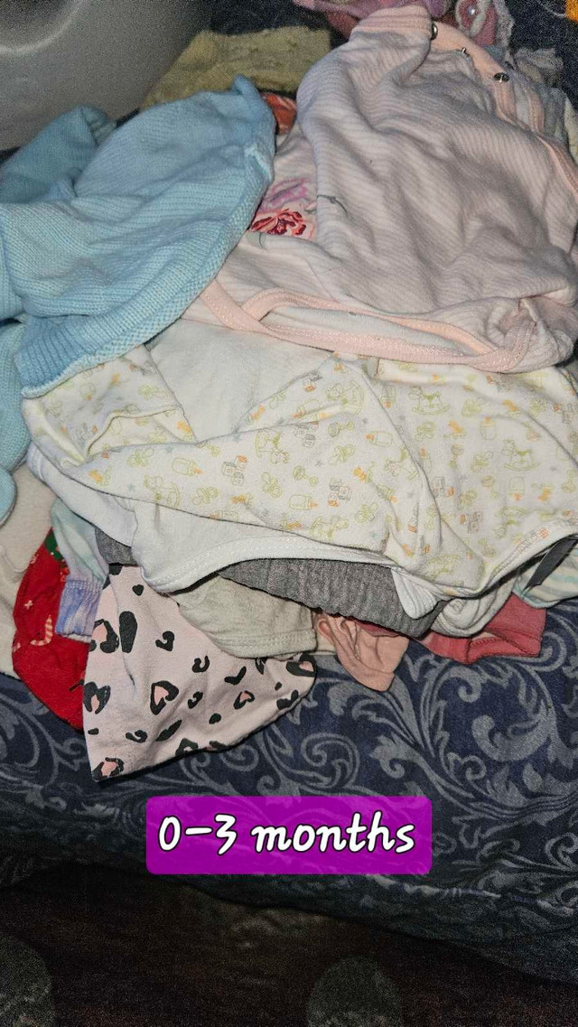 Baby girls in Multi-item in Nanaimo - Image 3