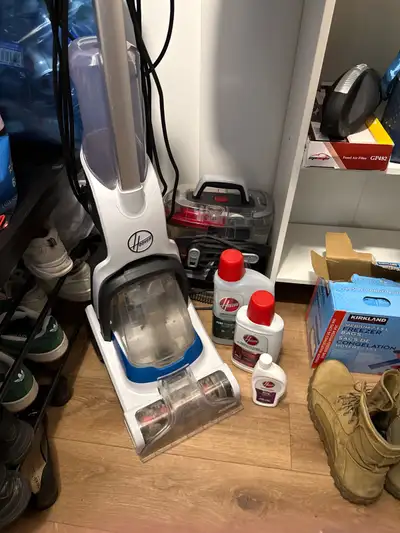 Pet vaccuum and carpet cleaner , View more