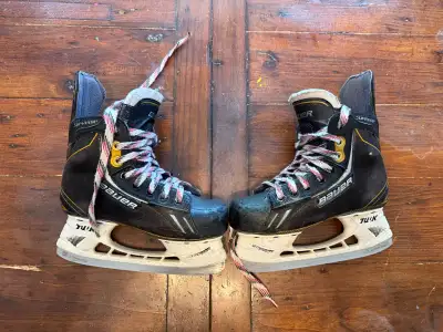 Bauer Supreme Hockey Skates size 1, View more