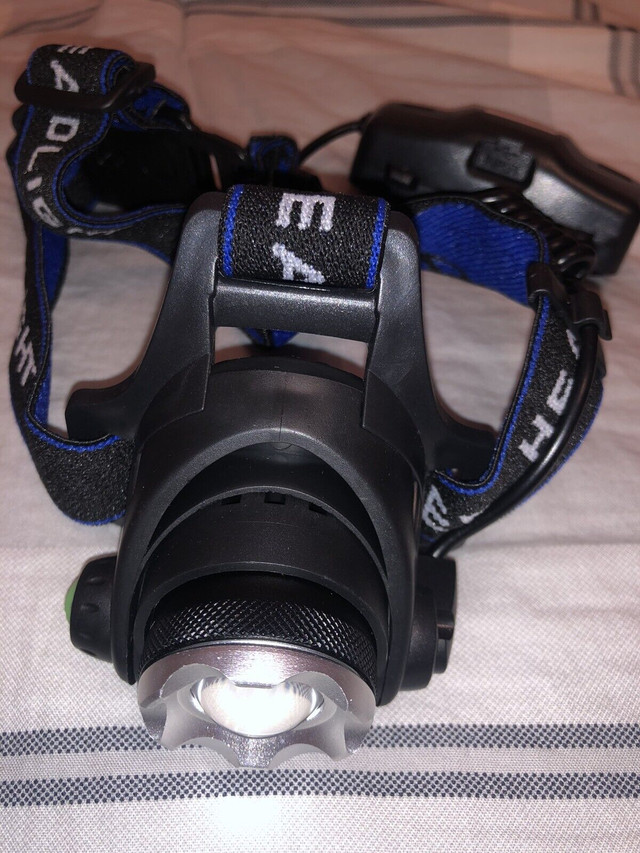 Led rechargeable head light head lamp/lampe frontale dans Autre  à Ville de Montréal