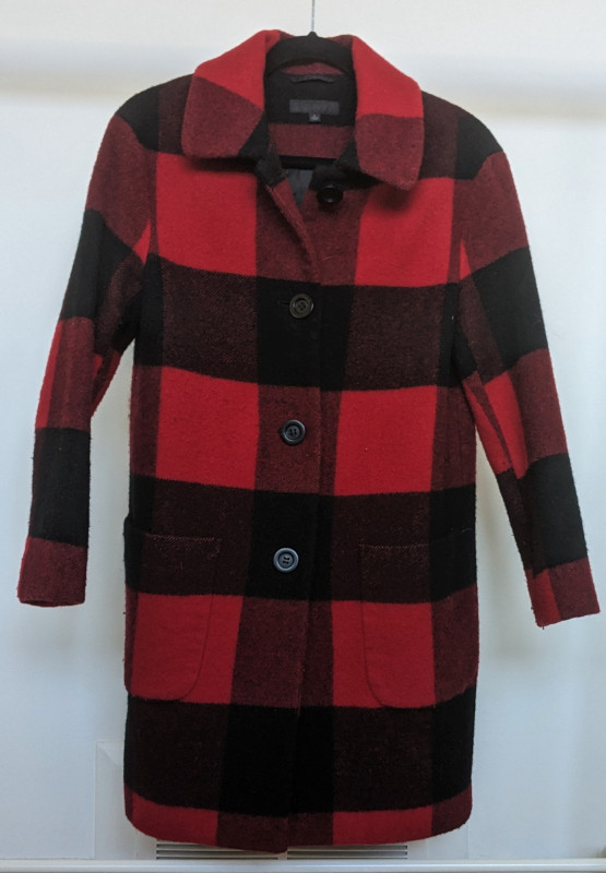Ladies Plaid Lined Coat in Women's - Tops & Outerwear in Mississauga / Peel Region