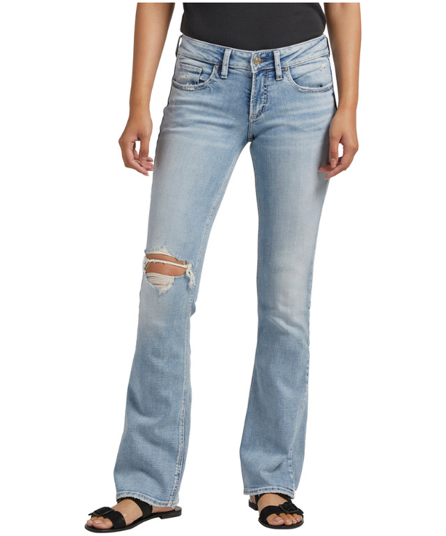 Womens silver jeans size 34 like new in Women's - Bottoms in Corner Brook