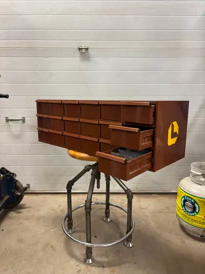 Parts drawers, View more
