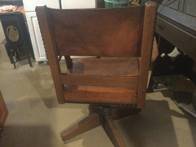 Arts and Crafts Gilson Oak Leather Swivel Office Chair, c.1910 in Arts & Collectibles in Edmonton - Image 4
