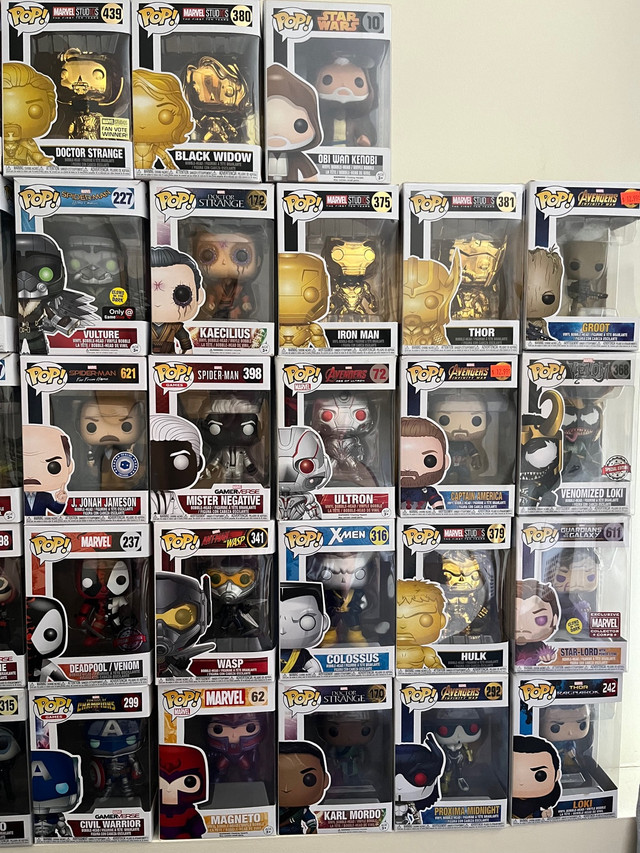 Selling Funko Pops in Arts & Collectibles in Gatineau - Image 2