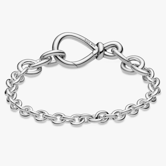 Authentic Pandora Chunky Infinity Knot Chain Bracelet in Jewellery & Watches in City of Toronto - Image 3