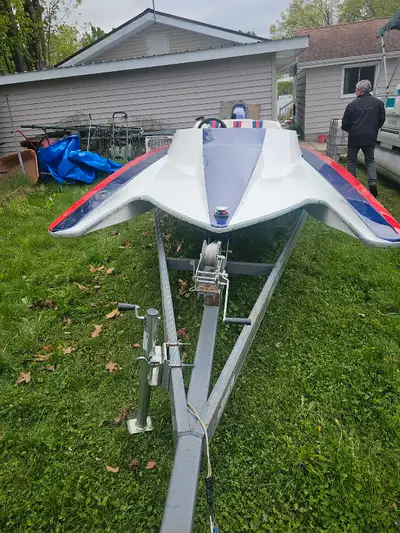 Hi i have a 1999 stv pro comp low deck,sprint bottom for sale, has sea star pro steering ,new carpet...