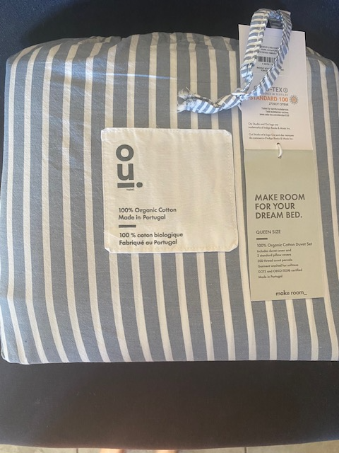 Brand New Duvet Reversible and 2 Pillow Covers New $140+tax in Bedding in Charlottetown - Image 4
