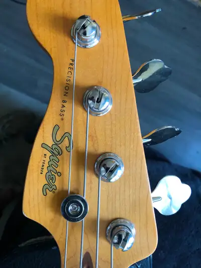 Moving sale squire Pbass Lefty, View more